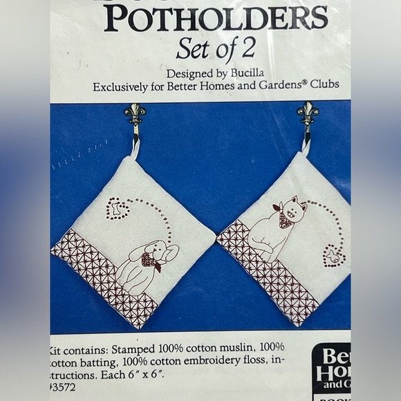 Bucilla Dog Cat Potholders Embroidery Kit 1984 Better Homes Garden Clubs NOS - Picture 2 of 5